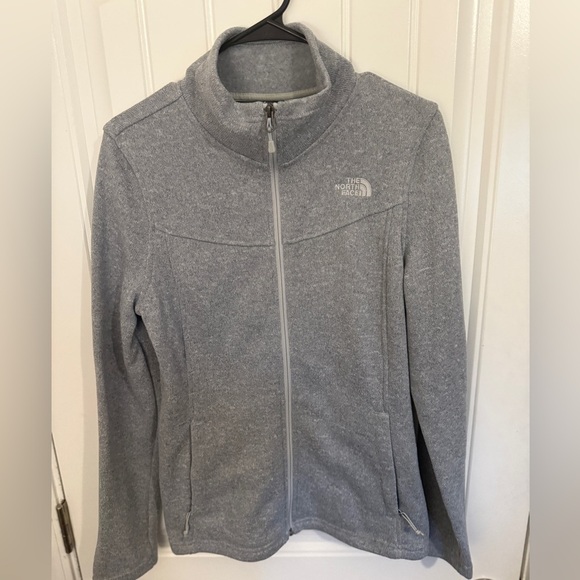 The North Face Women's Light Gray Ski Jacket - Picture 7 of 14